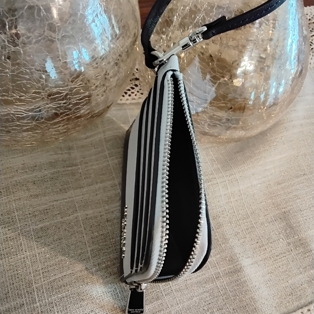 Kate Spade Deep Blue and Light Gray Wristlet - Picture 3 of 4
